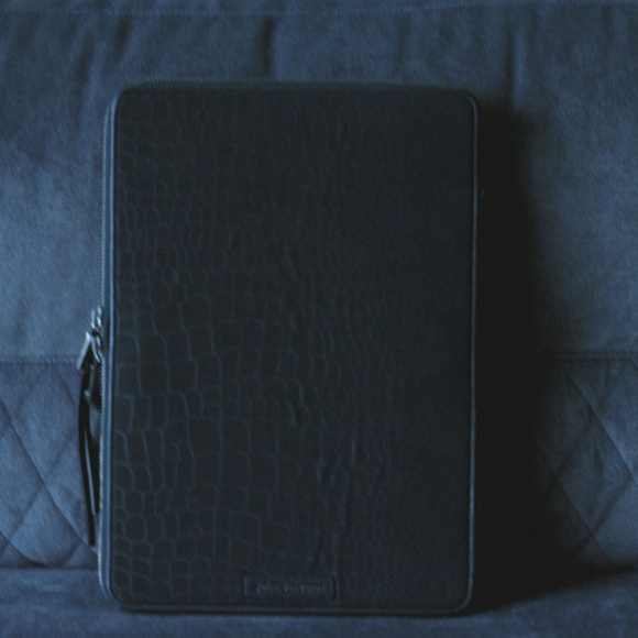 john varvatos laptop bag